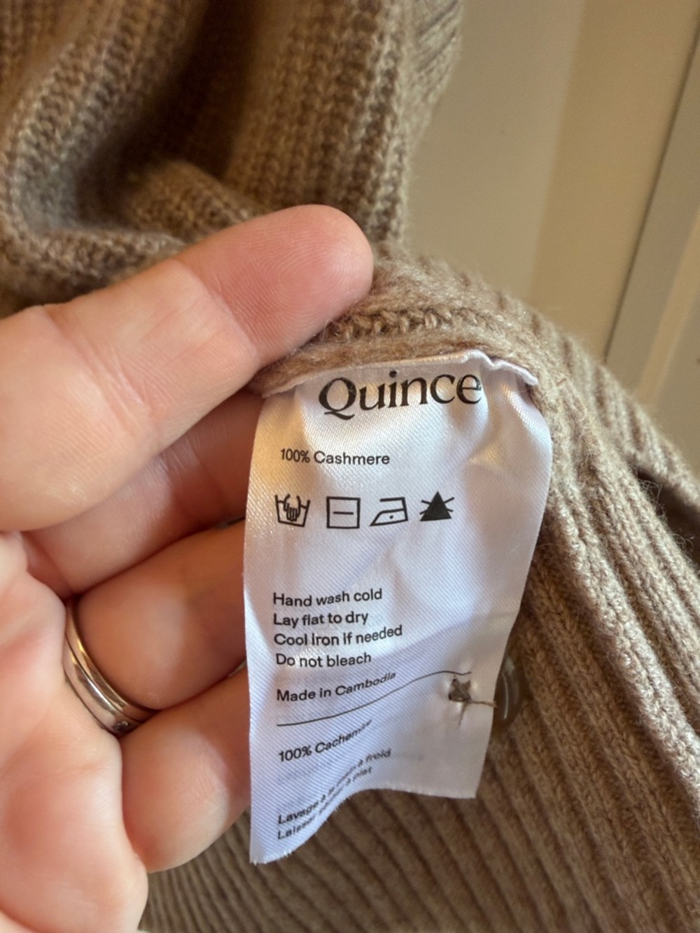 Quince Mongolian Cashmere Fisherman Sweater Vest - Picture 4 of 6